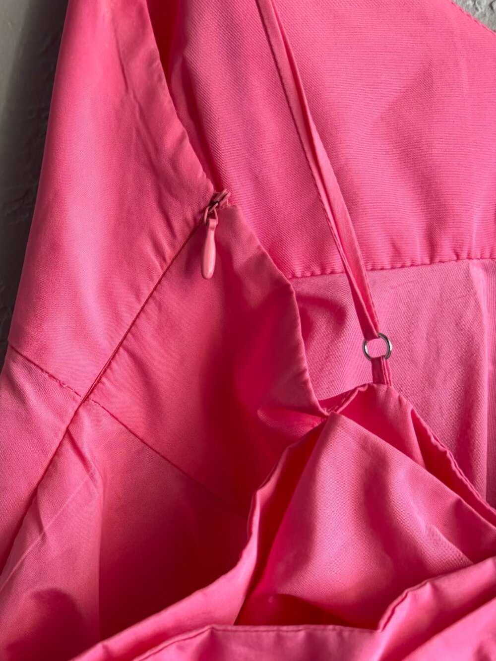 Zara Pink Dress with bow on the back - Picture 4 of 4
